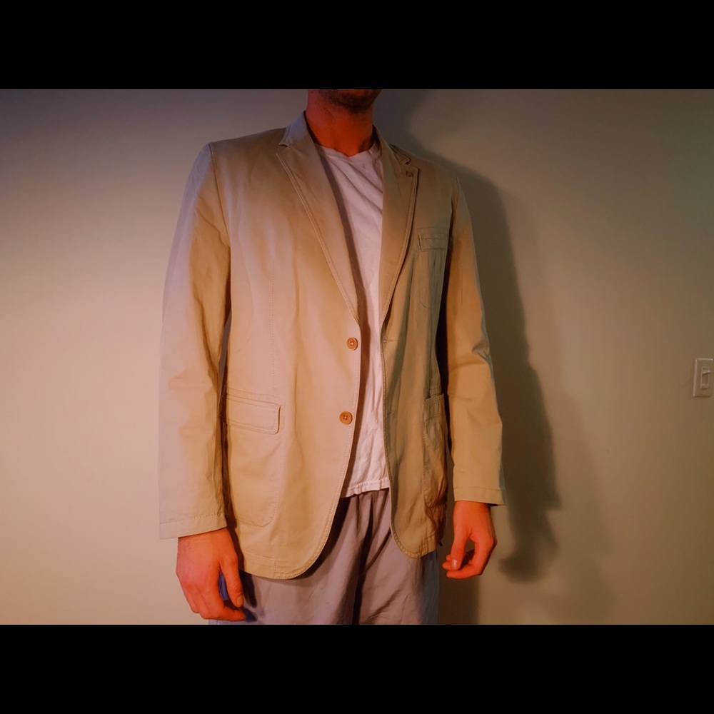 *in perfect condition* Bugatti cream blazer L